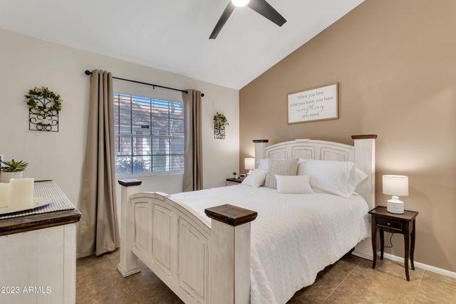 8914 W DESERT JEWEL Drive, Peoria, AZ 85345