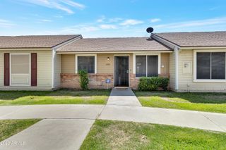 8914 W DESERT JEWEL Drive, Peoria, AZ 85345
