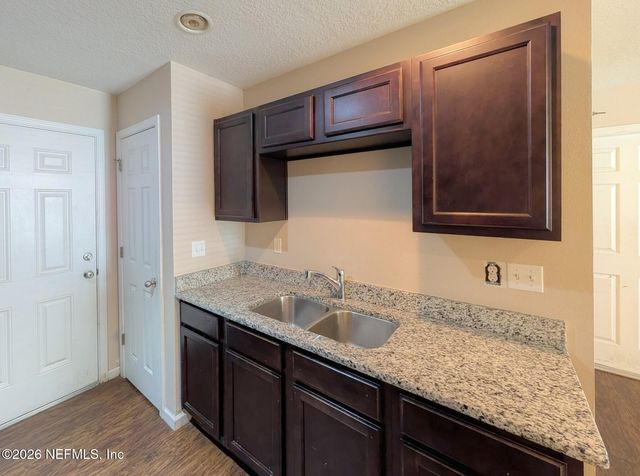 8135 FIRETOWER Road, Jacksonville, FL 32210