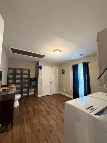 703 Carver Street, Whitesboro, TX 76273