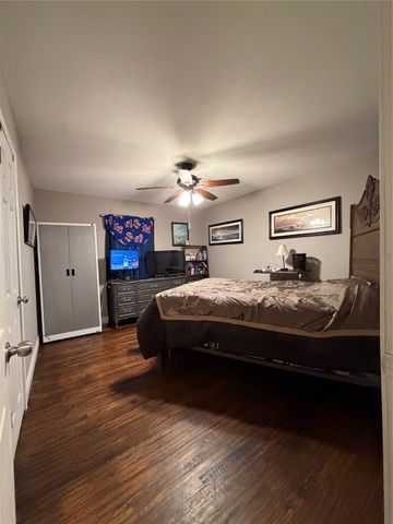 703 Carver Street, Whitesboro, TX 76273