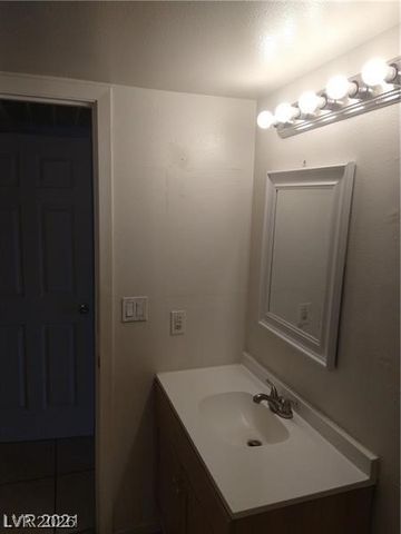 2981 Country Manor Lane 118, Las Vegas, NV 89115