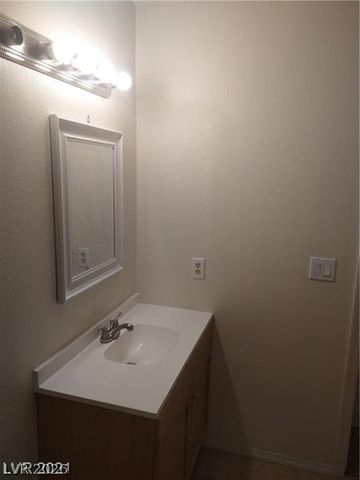 2981 Country Manor Lane 118, Las Vegas, NV 89115