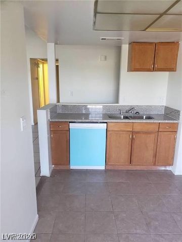 2981 Country Manor Lane 118, Las Vegas, NV 89115
