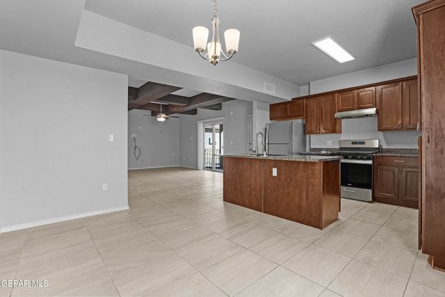 210 Lago Maggiore Street, Horizon City, TX 79928