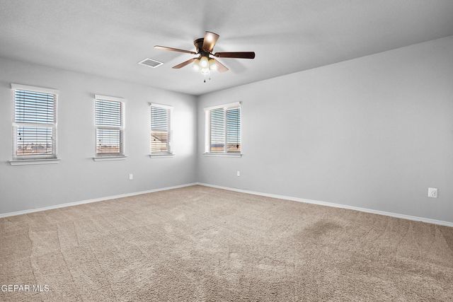 210 Lago Maggiore Street, Horizon City, TX 79928