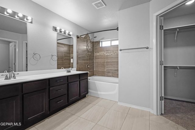 210 Lago Maggiore Street, Horizon City, TX 79928