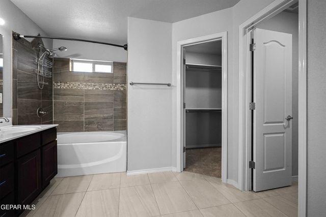 210 Lago Maggiore Street, Horizon City, TX 79928