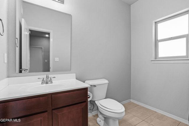 210 Lago Maggiore Street, Horizon City, TX 79928