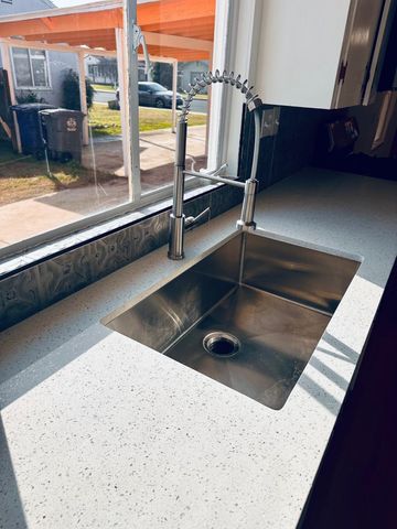 366 N Palm Street, Woodlake, CA 93286