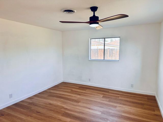 366 N Palm Street, Woodlake, CA 93286