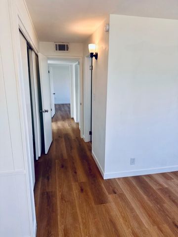 366 N Palm Street, Woodlake, CA 93286