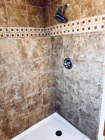 366 N Palm Street, Woodlake, CA 93286