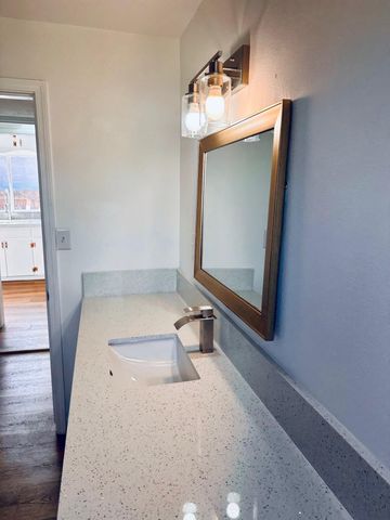 366 N Palm Street, Woodlake, CA 93286