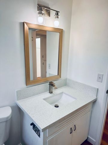 366 N Palm Street, Woodlake, CA 93286