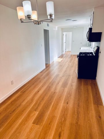 366 N Palm Street, Woodlake, CA 93286