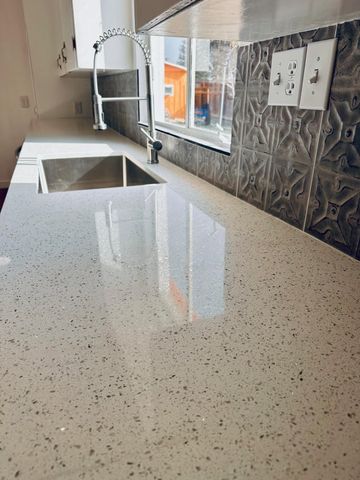 366 N Palm Street, Woodlake, CA 93286