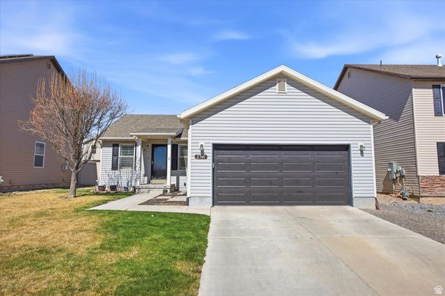 2341 E SUMMIT WAY, Eagle Mountain, UT 84005