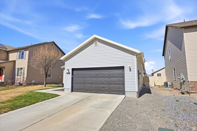 2341 E SUMMIT WAY, Eagle Mountain, UT 84005
