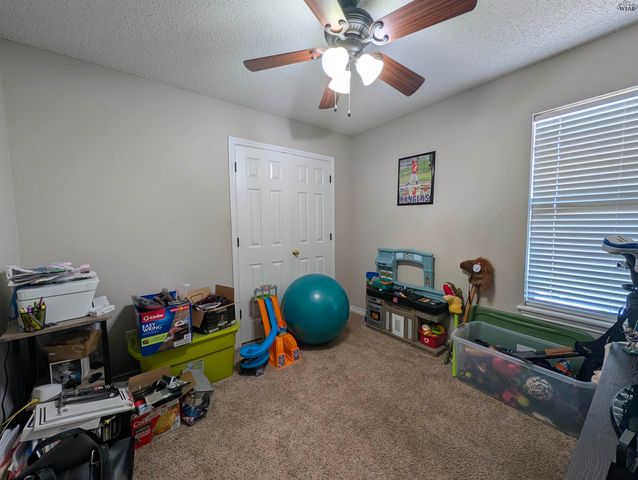 1609 JOHNSON ROAD, Iowa Park, TX 76367
