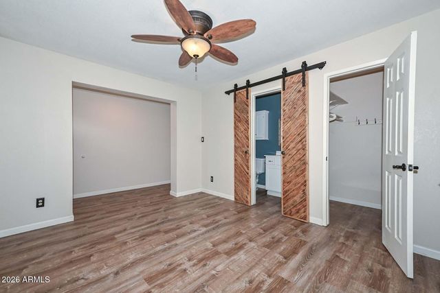3957 W DESERT HILLS Drive, Phoenix, AZ 85029