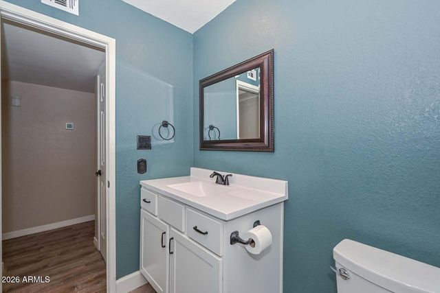 3957 W DESERT HILLS Drive, Phoenix, AZ 85029