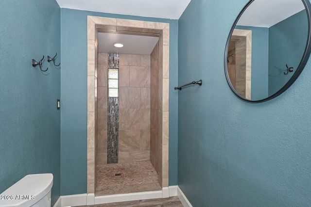 3957 W DESERT HILLS Drive, Phoenix, AZ 85029