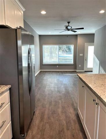 806 W 32nd Street, Texarkana, TX 75503