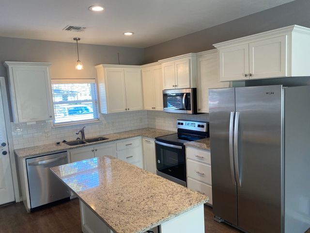 806 W 32nd Street, Texarkana, TX 75503