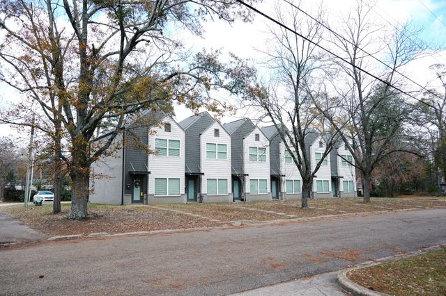 806 W 32nd Street, Texarkana, TX 75503