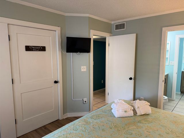 415 Ocean Creek Dr Apt 2208, Myrtle Beach, SC 29572