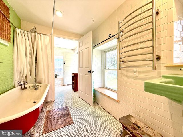 423 E HIGH ST, Philadelphia, PA 19144