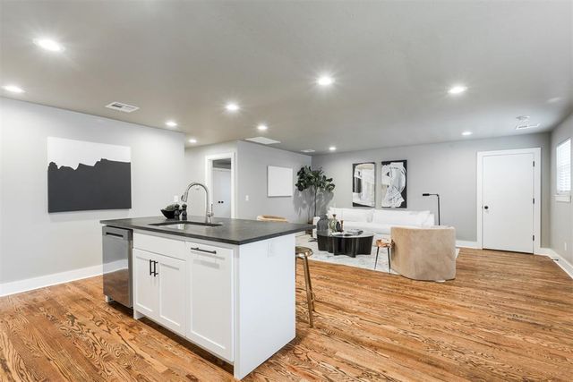 9400 Mahler Place, Oklahoma City, OK 73120