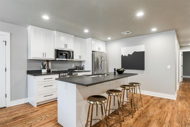 9400 Mahler Place, Oklahoma City, OK 73120