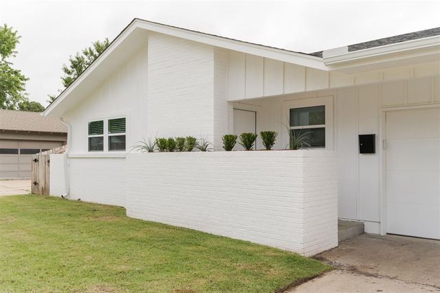 9400 Mahler Place, Oklahoma City, OK 73120