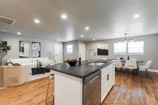 9400 Mahler Place, Oklahoma City, OK 73120