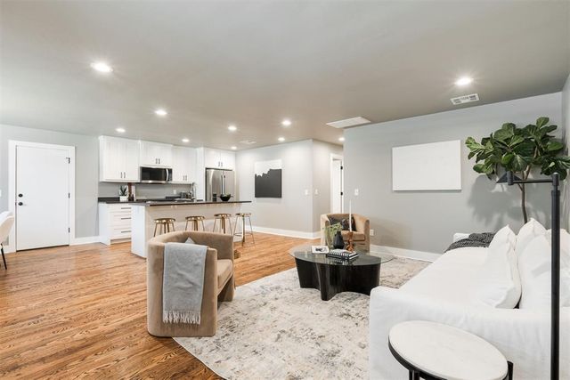 9400 Mahler Place, Oklahoma City, OK 73120