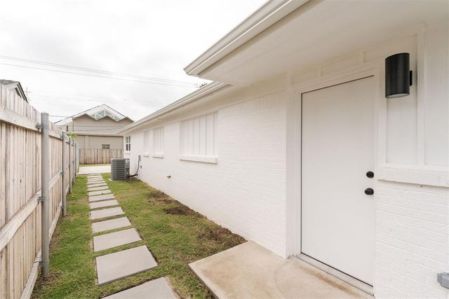 9400 Mahler Place, Oklahoma City, OK 73120