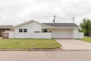 9400 Mahler Place, Oklahoma City, OK 73120
