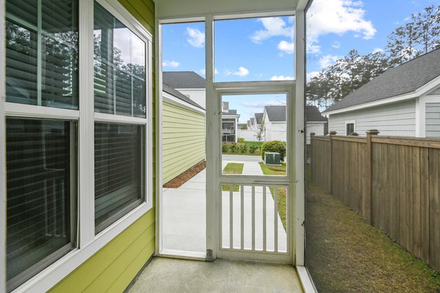 553 Sound Drive, Summerville, SC 29486