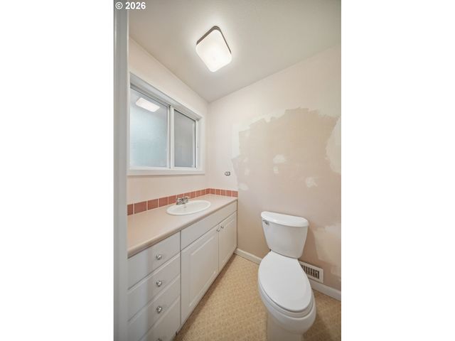 13000 Se 257TH Ave, Damascus, OR 97089