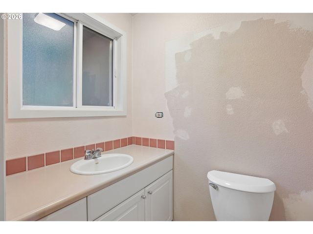 13000 Se 257TH Ave, Damascus, OR 97089