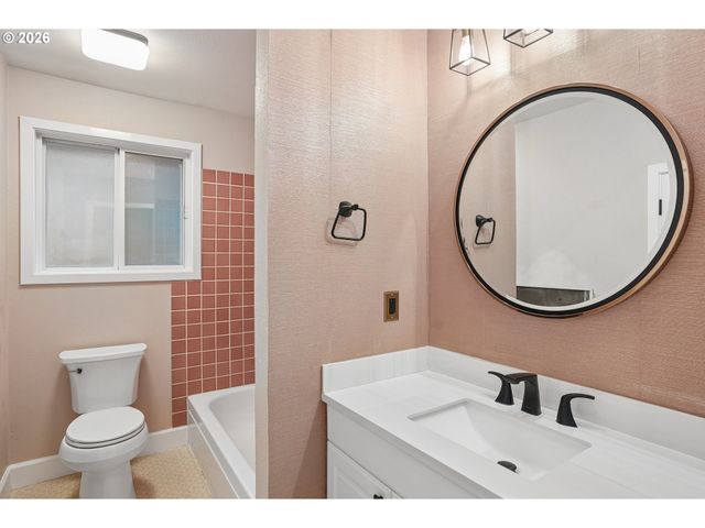 13000 Se 257TH Ave, Damascus, OR 97089