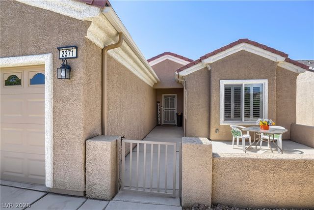 2371 Mourning Warbler Avenue, North Las Vegas, NV 89084