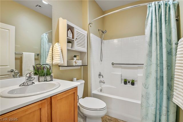 2371 Mourning Warbler Avenue, North Las Vegas, NV 89084