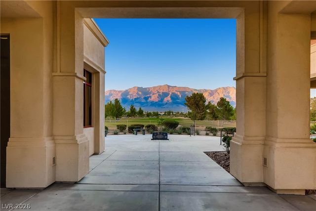 2371 Mourning Warbler Avenue, North Las Vegas, NV 89084