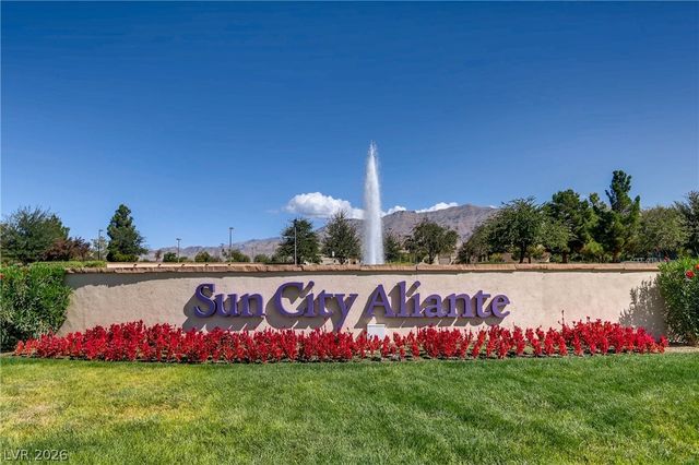 2371 Mourning Warbler Avenue, North Las Vegas, NV 89084