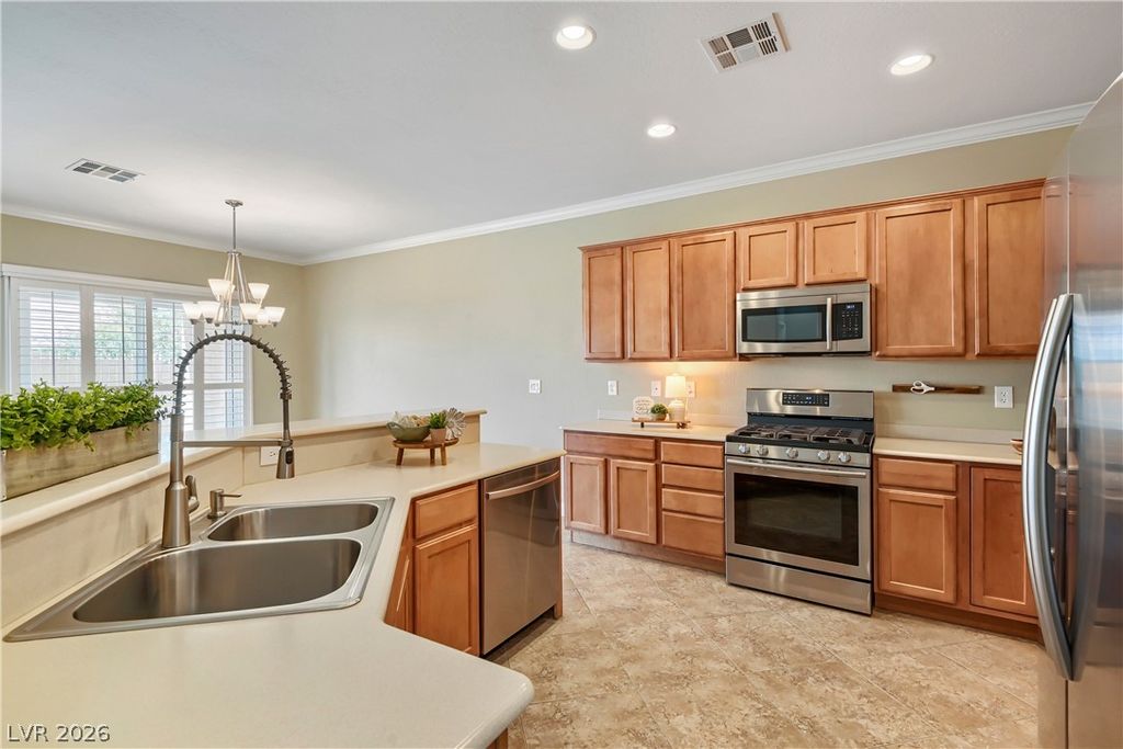 2371 Mourning Warbler Avenue, North Las Vegas, NV 89084
