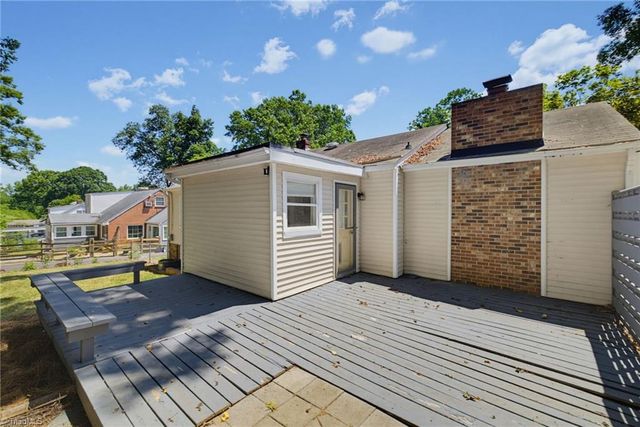 168 Piccadilly Drive, Winston-salem, NC 27104