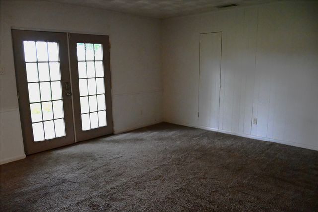 2216 Motley Drive, Mesquite, TX 75150